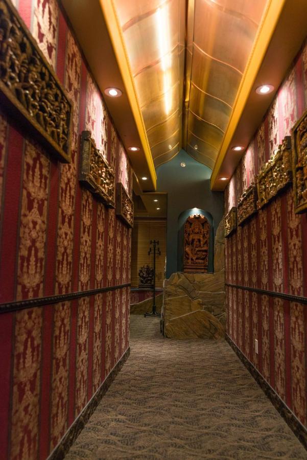 Mariaggi'S Theme Suite Hotel & Spa Winnipeg Exterior foto