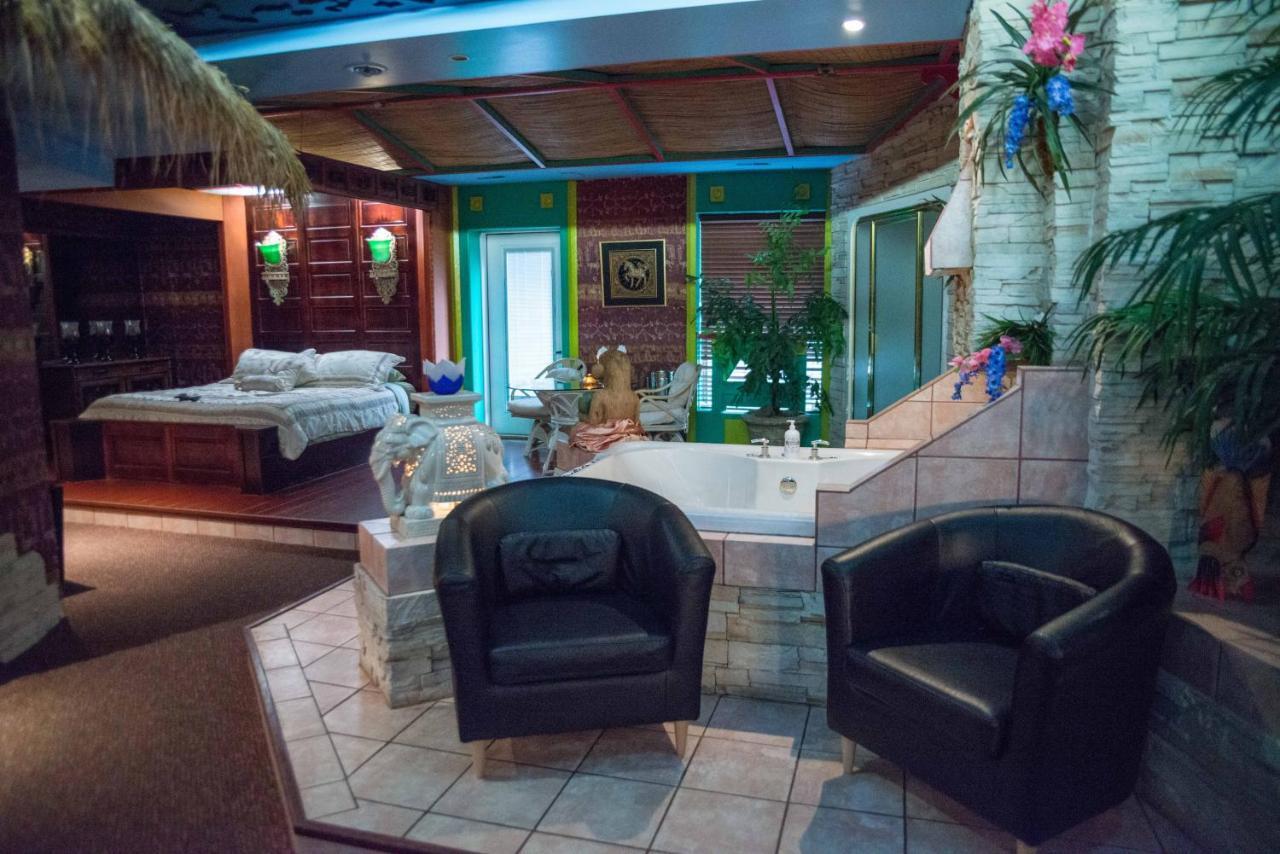 Mariaggi'S Theme Suite Hotel & Spa Winnipeg Exterior foto